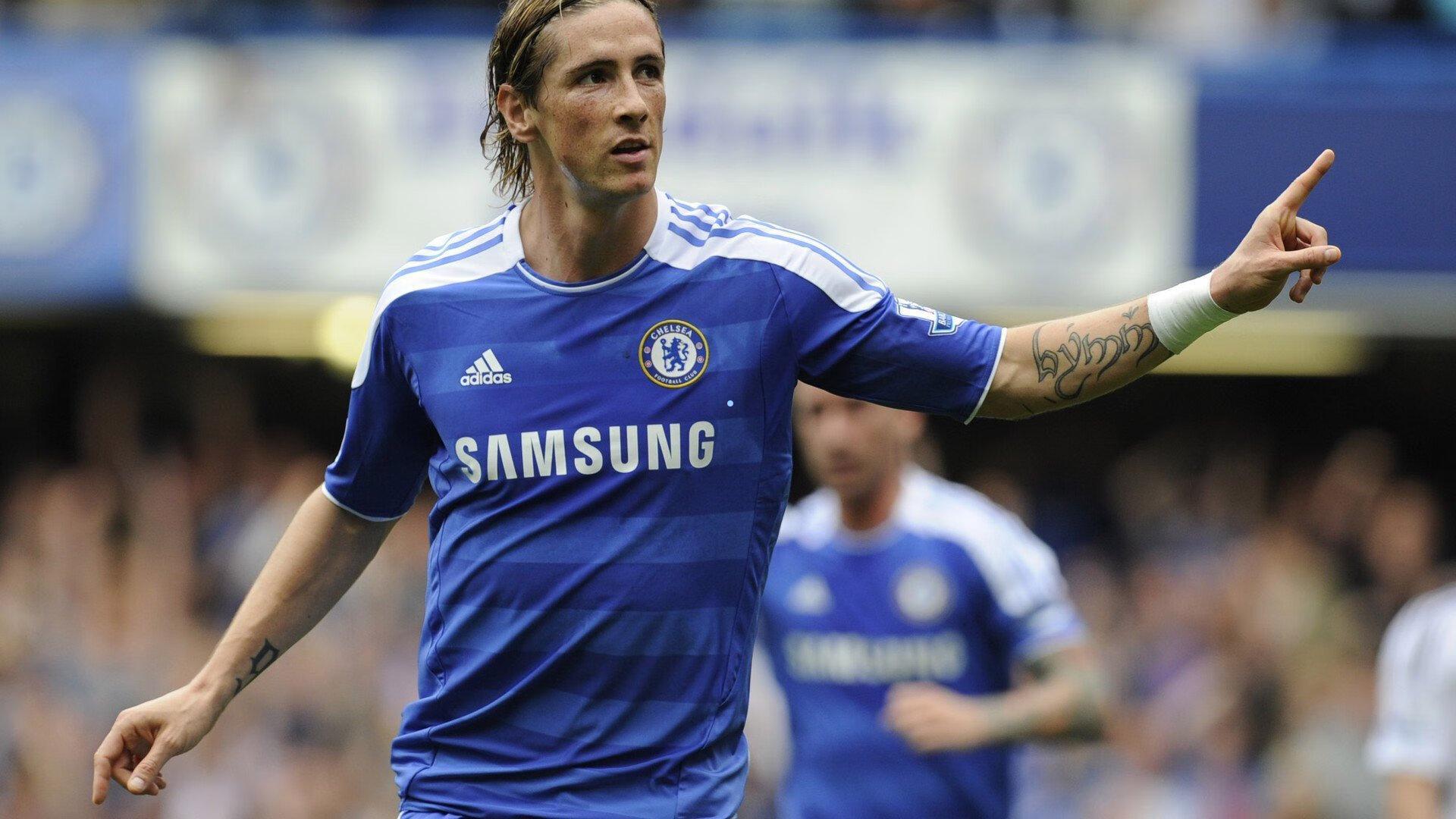 终场哨声，主裁混乱执法中唯一的清醒时刻